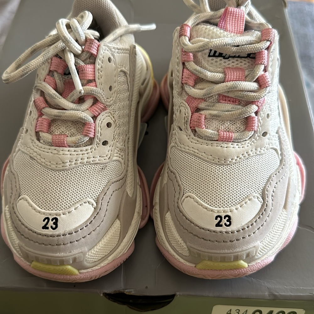 Balenciaga Multi colored